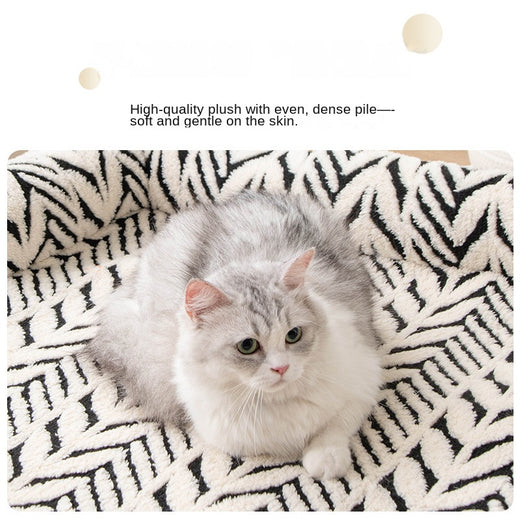 Pawling Lounge™ Plush Pet Bed