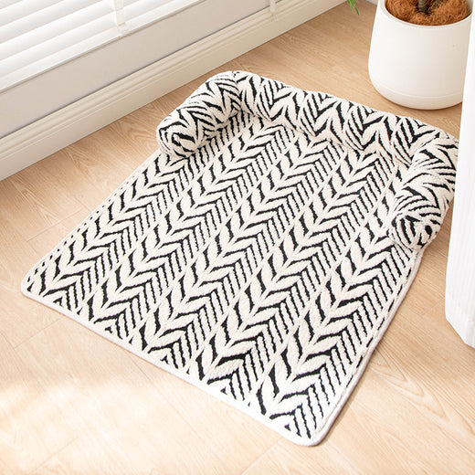 Pawling Lounge™ Plush Pet Bed