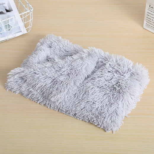 Pawling Cloud Plush™ Pet Throw